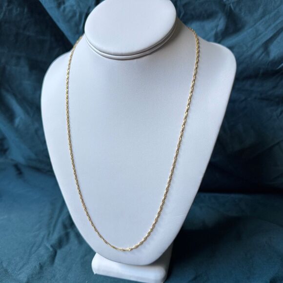 14k Yellow Gold Diamond Cut Singapore Chain 24 Inch 2mm Necklace Vintage 3.2g - Picture 3 of 16